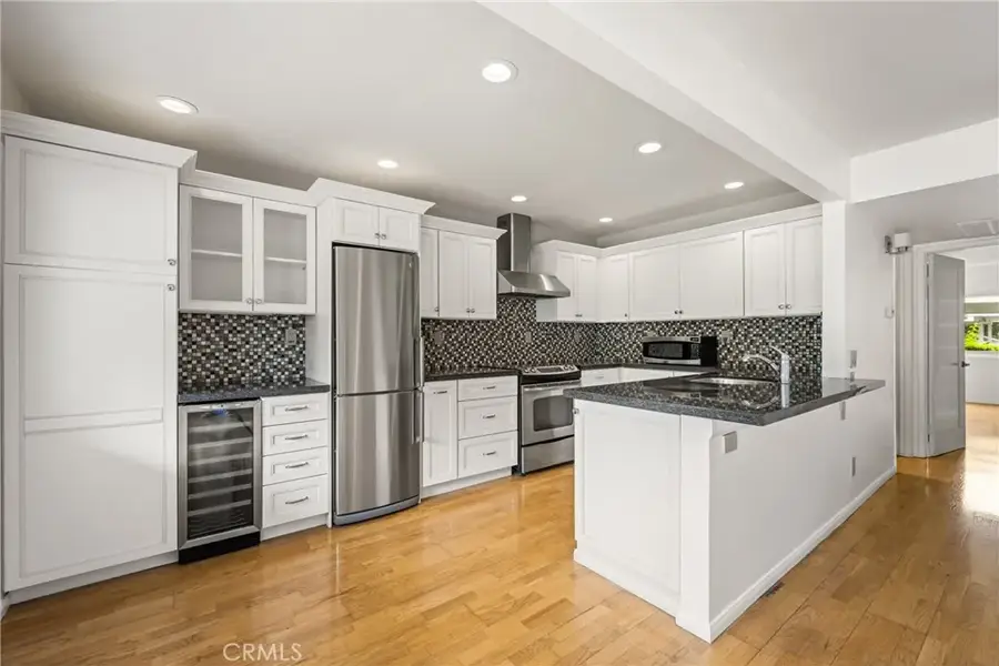 6004 Bixby Village Drive #21, Long Beach, CA 90803 - Image #2