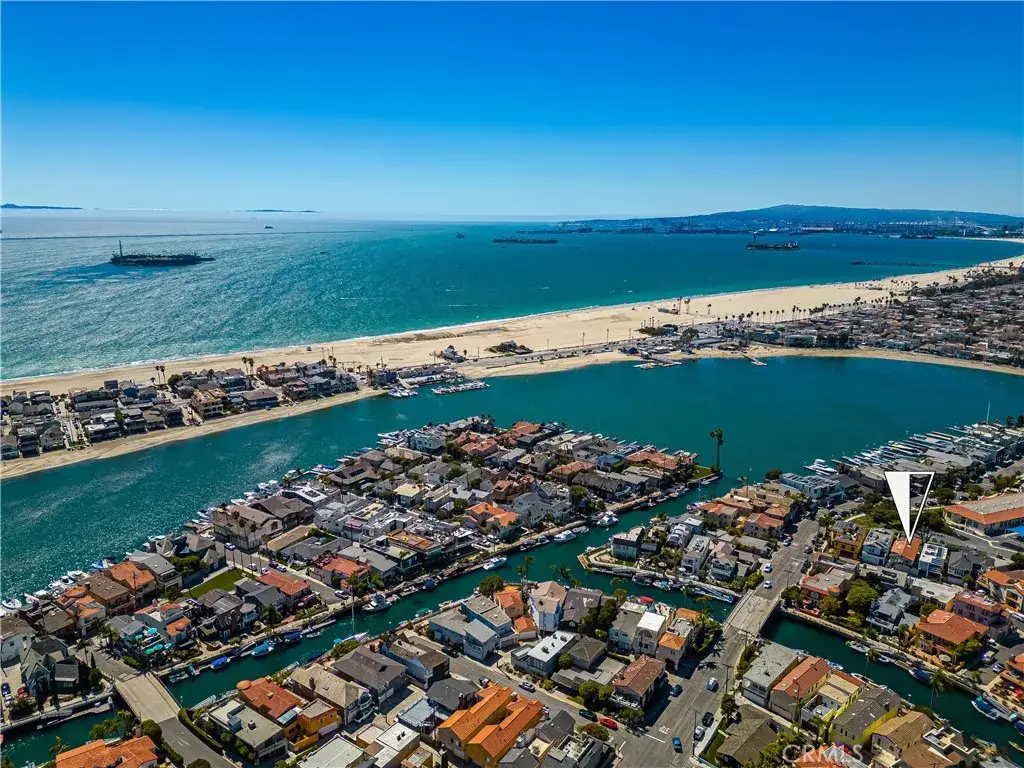 111 Geneva Walk, Long Beach, CA 90803 - Image #1