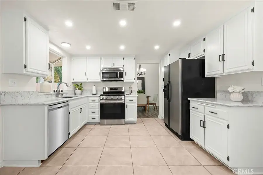 34225 Via Buena, Yucaipa, CA 92399 - Image #3