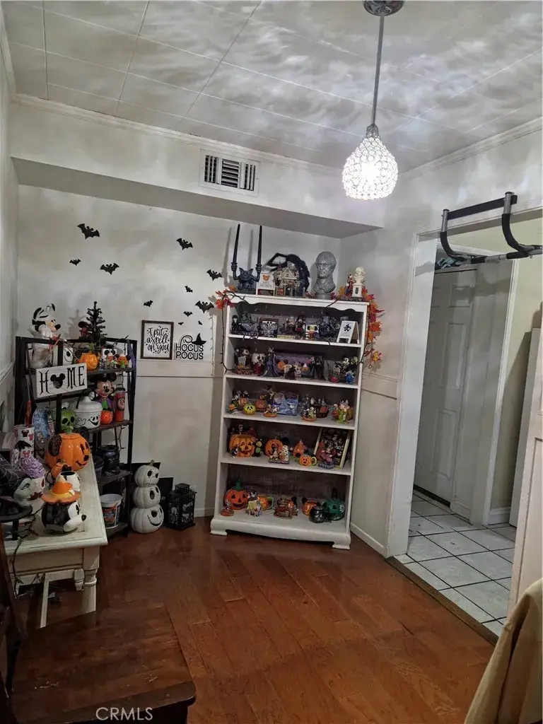 626 S Inglewood Avenue, Inglewood, CA 90301 - Image #3