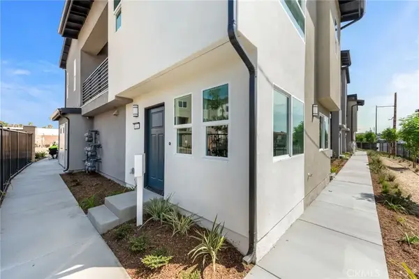 1122 Santo Antonio Drive, Colton, CA 92324