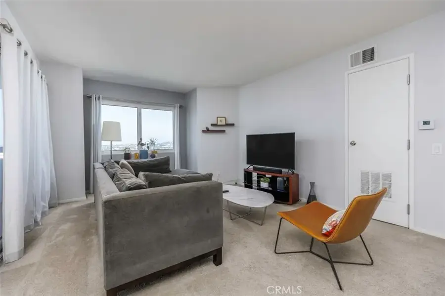 525 E Seaside Way #1911, Long Beach, CA 90802 - Image #3