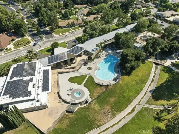 26745 Oak Crossing Rd #D, Newhall, CA 91321