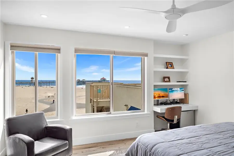 711 Pacific Coast #330, Huntington Beach, CA 92648 - Image #3