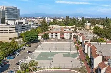 700 W 3rd #C206, Santa Ana, CA 92701