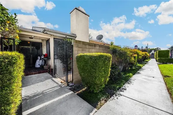 2133 Barclay, Santa Ana, CA 92701