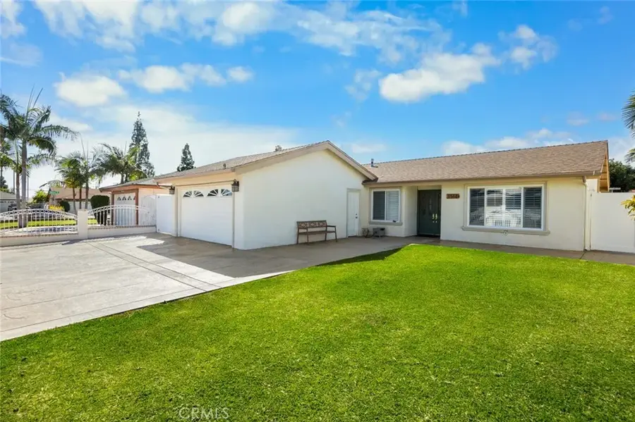 1518 Cedar, Santa Ana, CA 92707 - Image #2