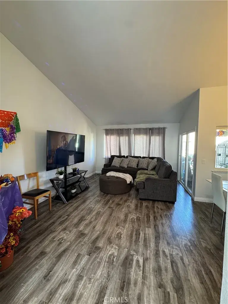 3932 W 5th #202, Santa Ana, CA 92703 - Image #2
