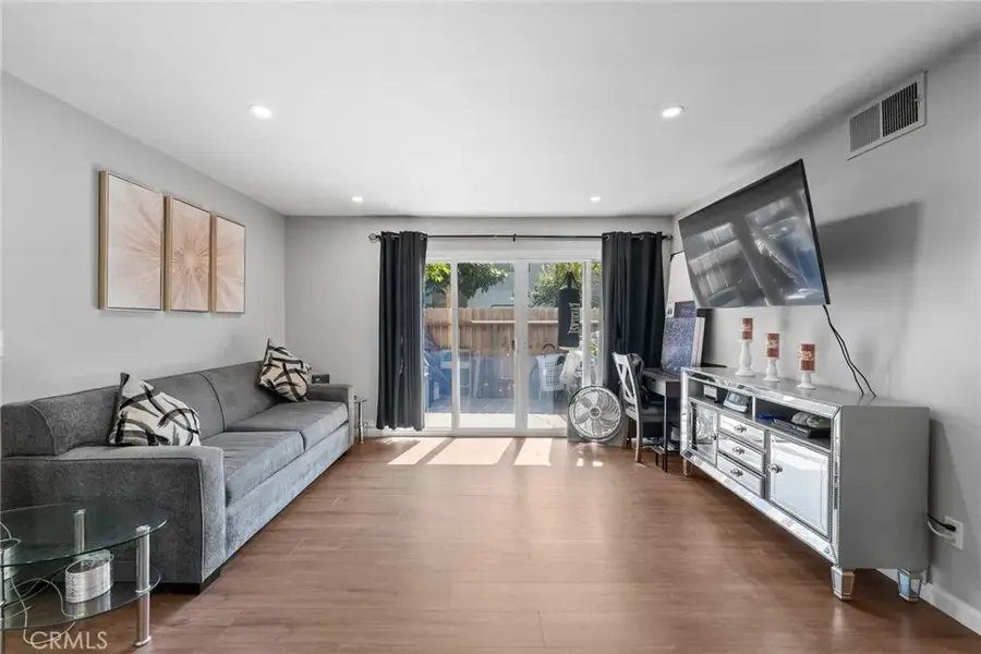 2511 W Sunflower #P4, Santa Ana, CA 92704 - Image #2