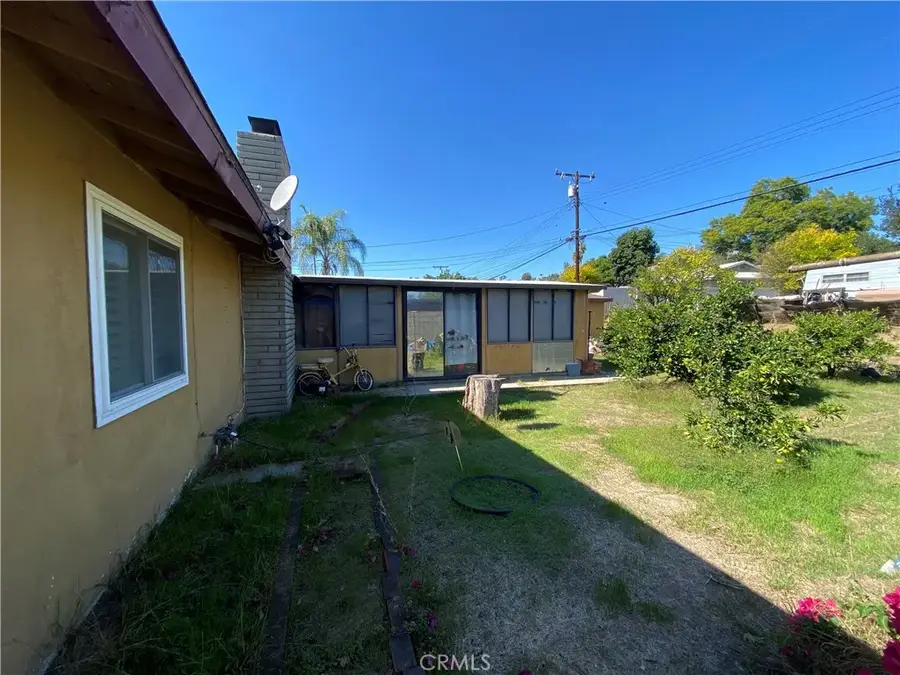 1263 Douglass, Pomona, CA 91768 - #2