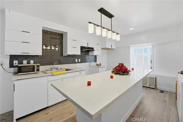 7142 Orangethorpe #12B, Buena Park, CA 90621