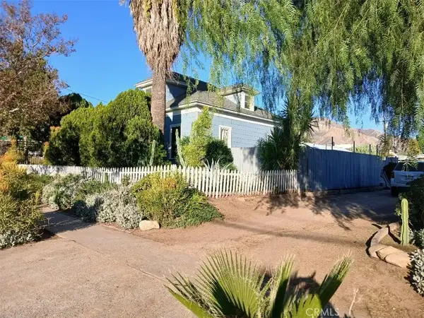 2111 Orange St, Highland, CA 92346