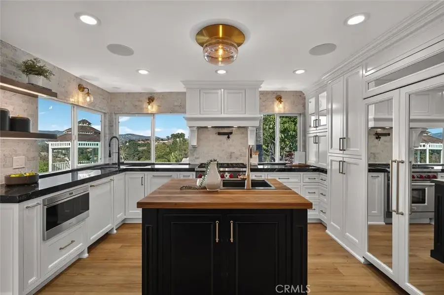 266 S Via Montanera, Anaheim Hills, CA 92807 - Image #3