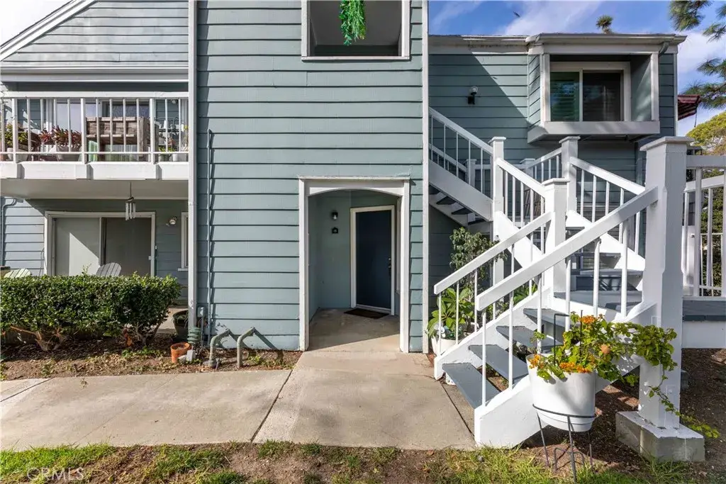 6000 Bixby Village Drive #15, Long Beach, CA 90803 - Image #1