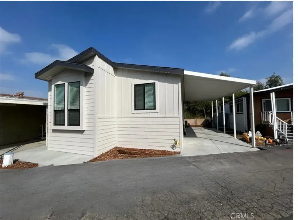 17261 Gothard #13, Huntington Beach, CA 92647 - Image #1