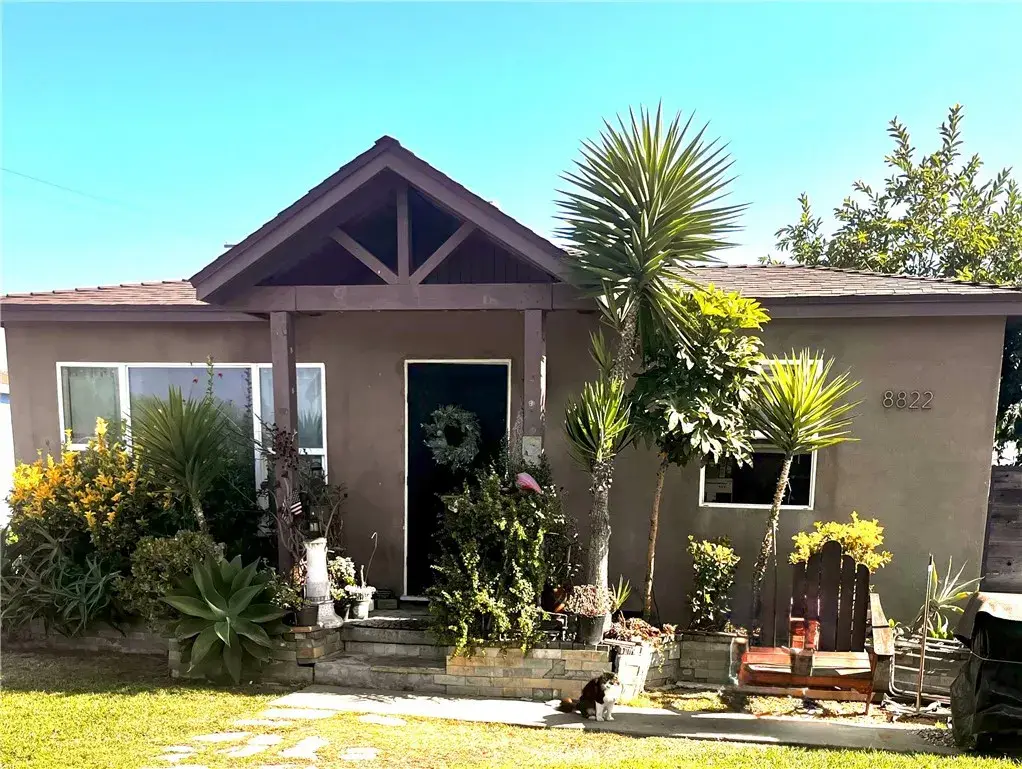 8822 Oak St, Bellflower, CA 90706 - Image #1