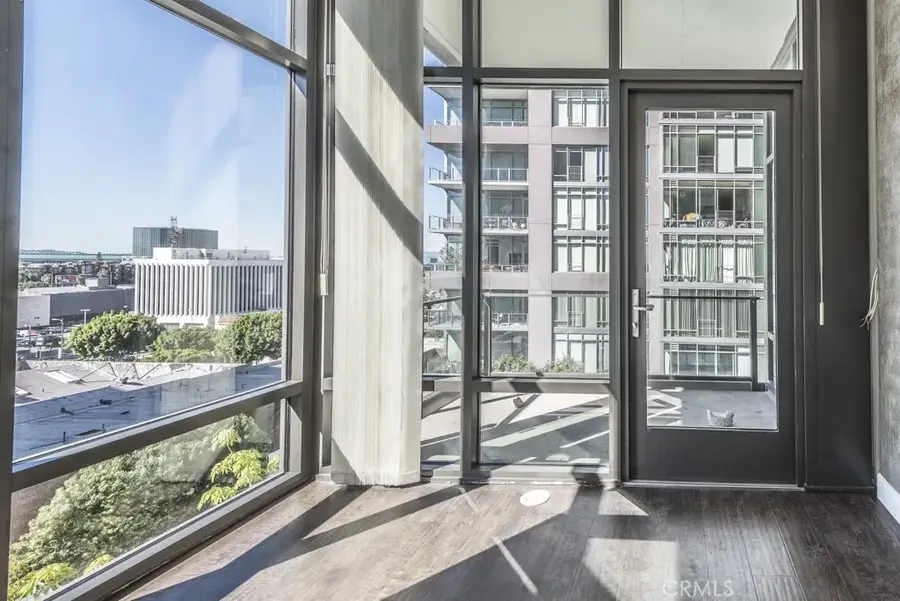 1111 S Grand, Los Angeles, CA 90015 - Image #3