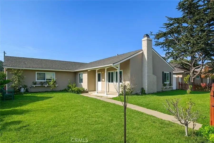 17451 Newland, Huntington Beach, CA 92647 - #2