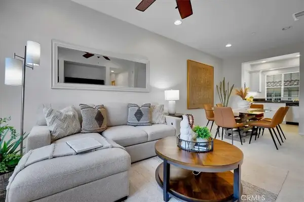 35 Silverado, Irvine, CA 92618