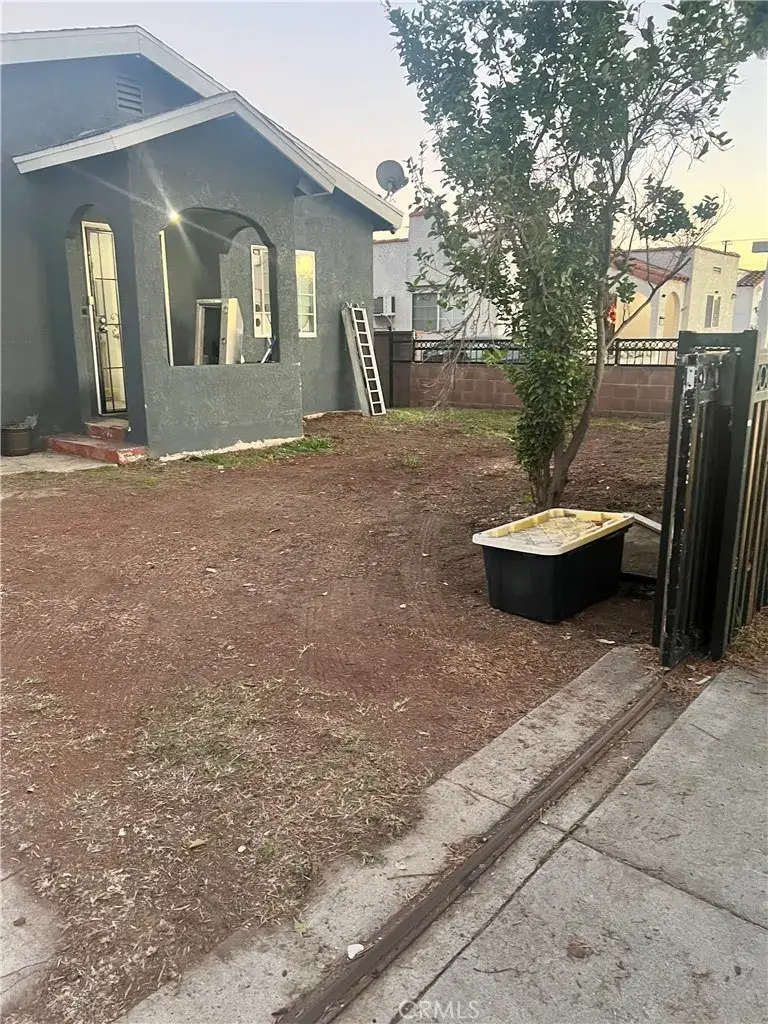 6808 Benson, Huntington Park, CA 90255 - Image #2