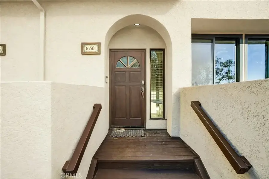 16501 Bordeaux Lane #211, Huntington Beach, CA 92649 - Image #2