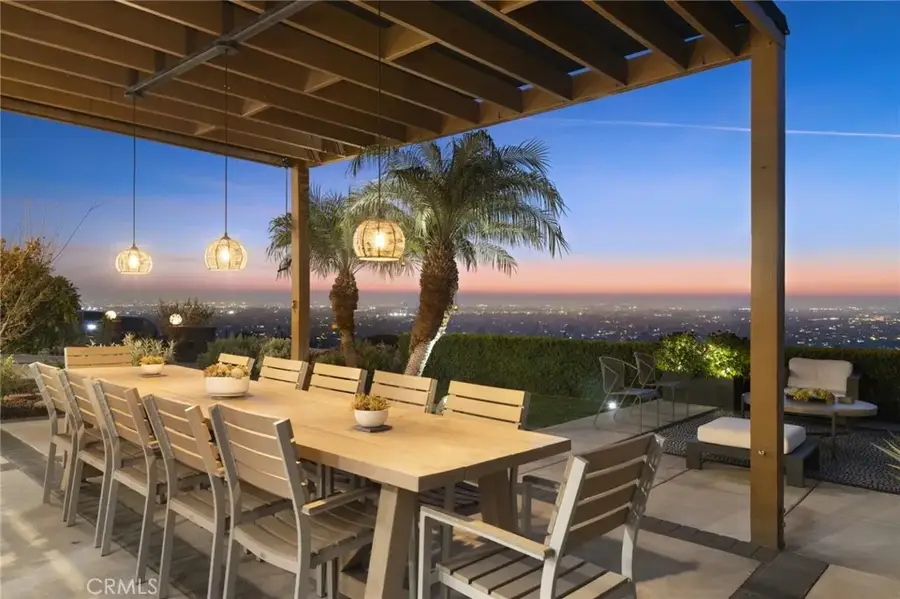 12276 Circula Panorama, Anaheim Santa Ana Garden Grove, CA 92705 - Image #2