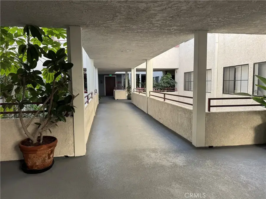 730 W 4th Street, Long Beach, CA 90802 - #2