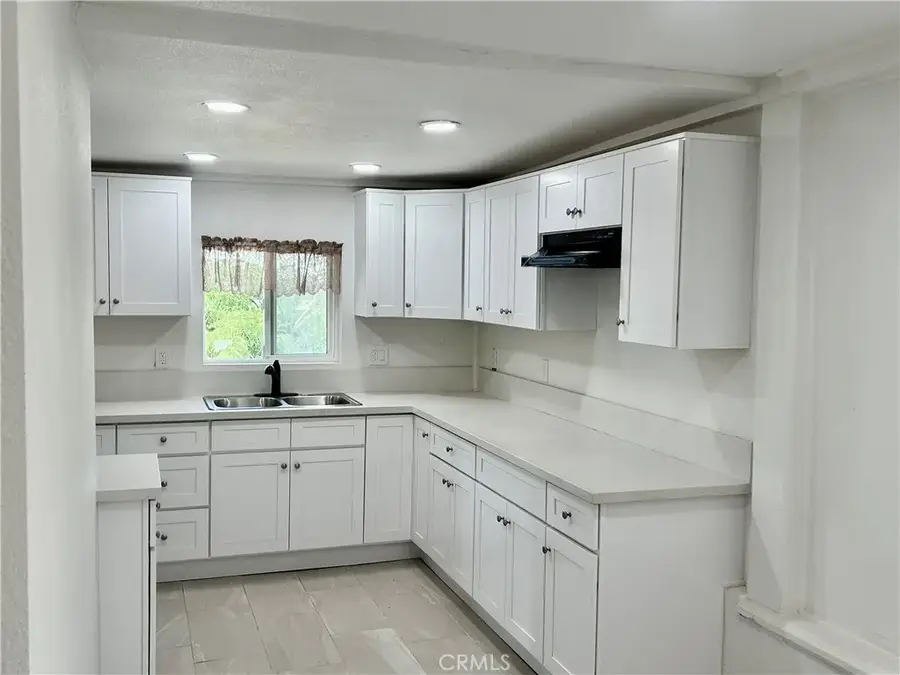 128 E 1st, Buttonwillow, CA 93206 - Image #3