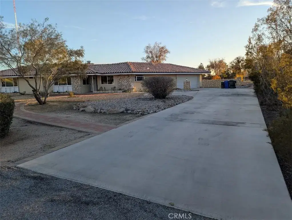 19989 Crow, Apple Valley, CA 92307 - #1