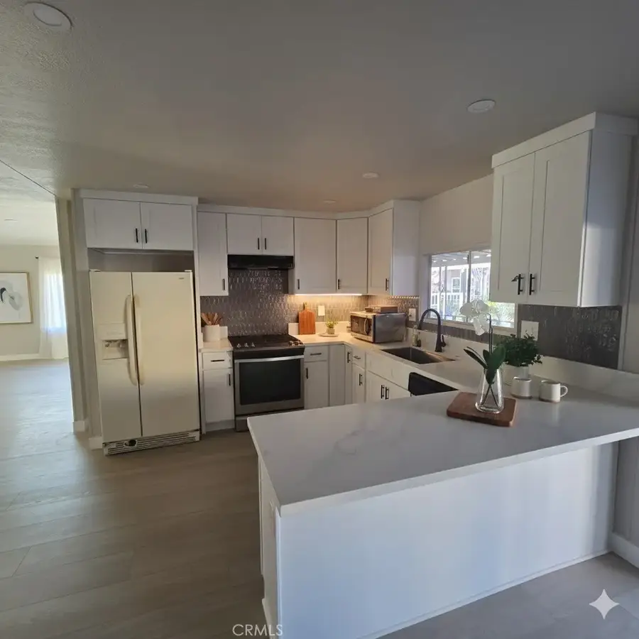 21851 Newland #225, Huntington Beach, CA 92646 - Image #3