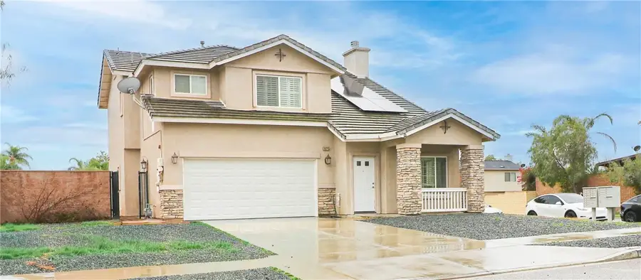 18215 Grove Place, Fontana, CA 92336 - Image #2