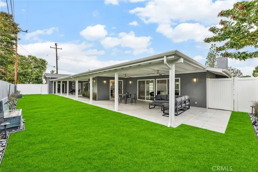 14322 Acacia Drive, Tustin, CA 92780 - Image #2