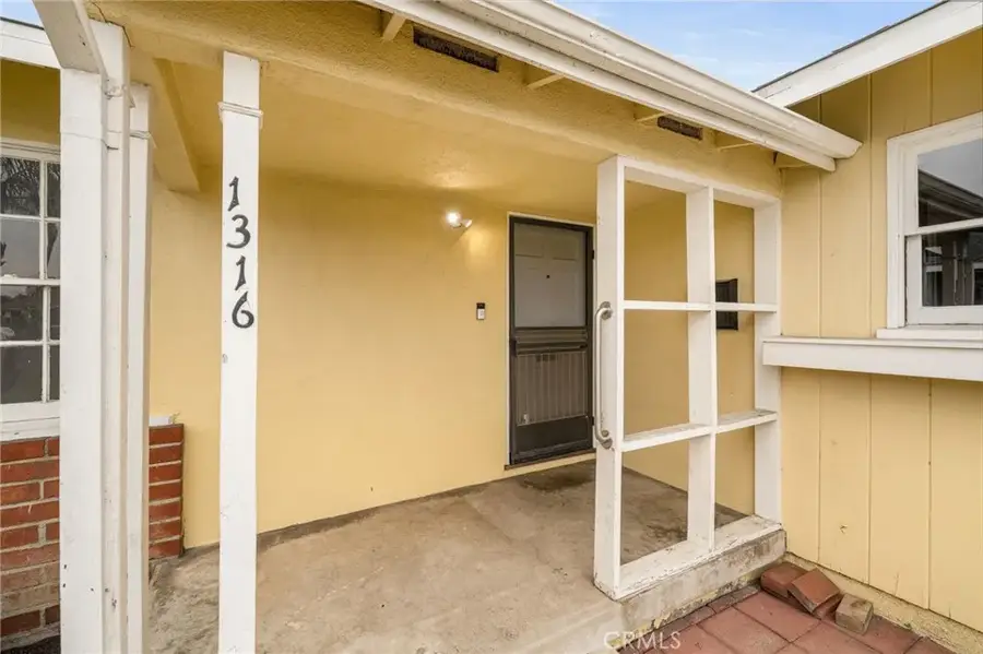 1316 N East Street, Anaheim, CA 92805 - #2