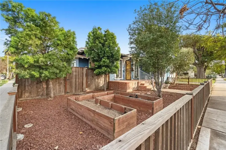 540 Loma, Long Beach, CA 90814 - #2