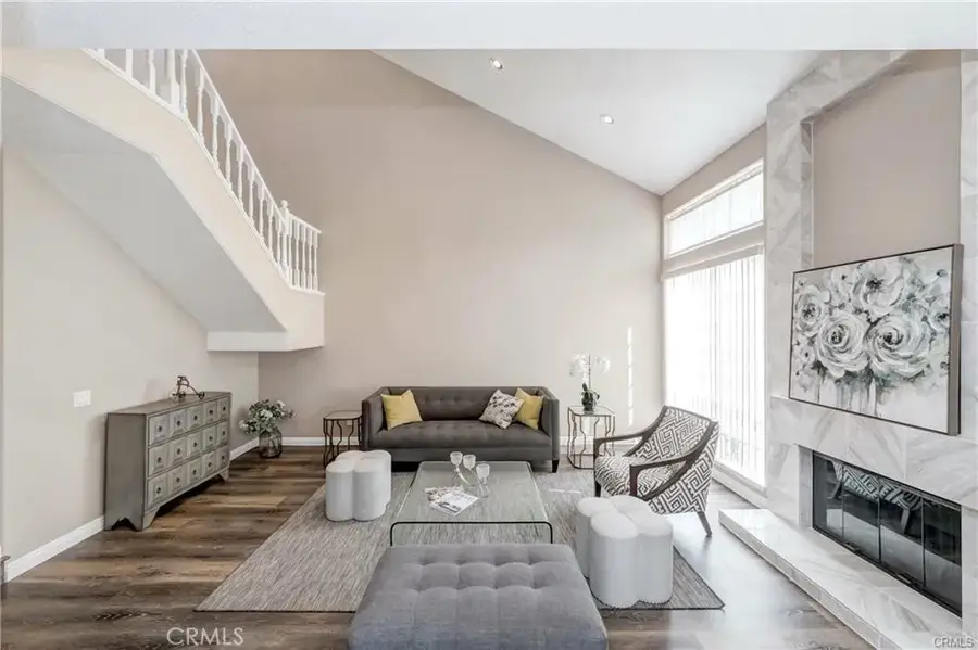 641 Wakefield Court #102, Long Beach, CA 90803 - Image #3