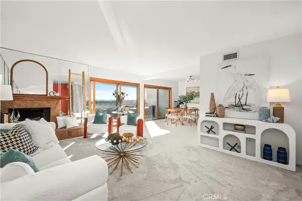 2503 E 21st Street #205, Signal Hill, CA 90755