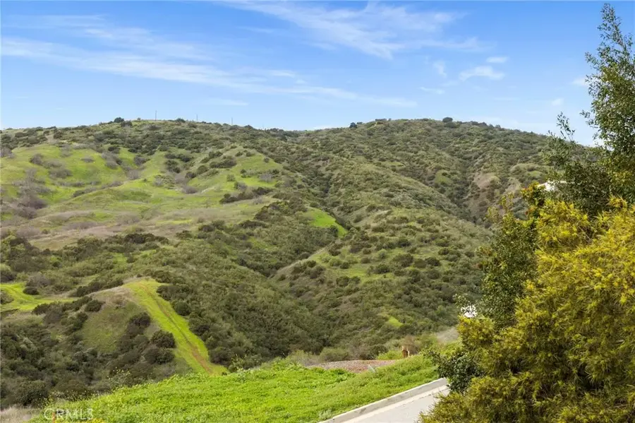 386 Olinda Drive, Brea, CA 92823 - Image #2