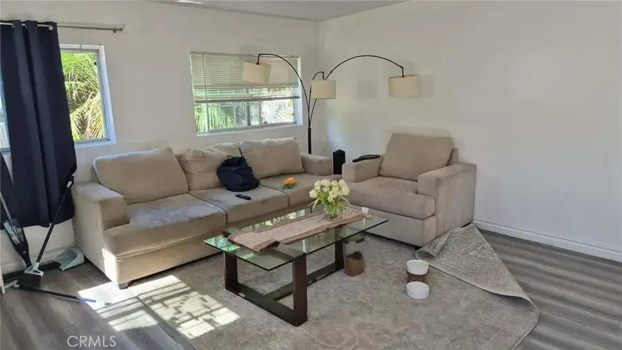 2302 S Diamond Street, Santa Ana, CA 92704 - Image #2