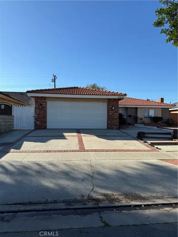 2618 S Pacific, Santa Ana, CA 92704