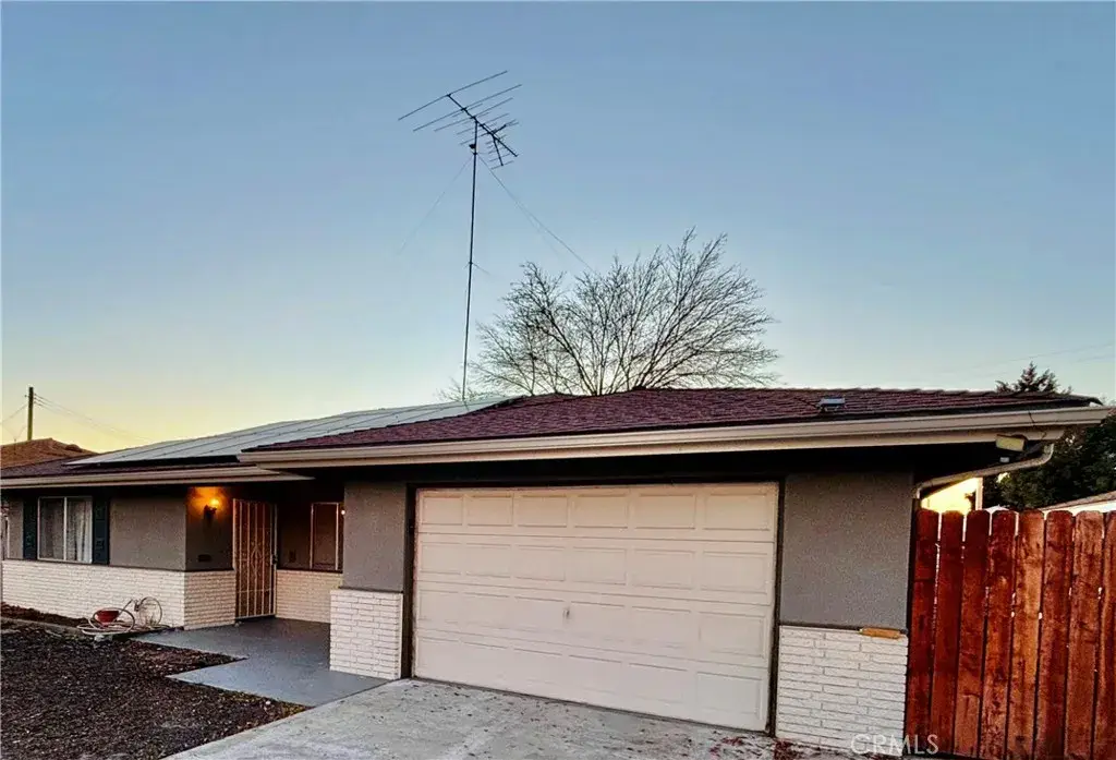 661 S Carmalita, Hemet, CA 92543 - Image #1