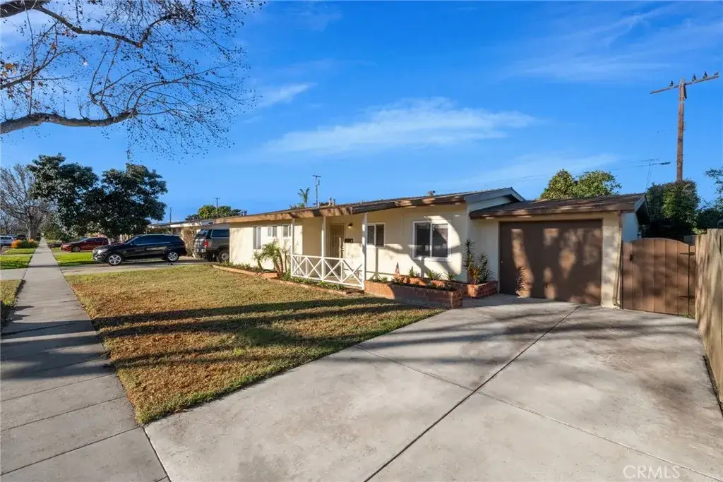 6953 E Espanita, Long Beach, CA 90815 - Image #1