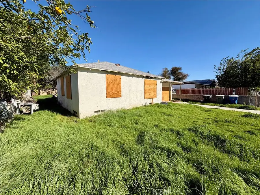 1530 W 21st, San Bernardino, CA 92411 - Image #2