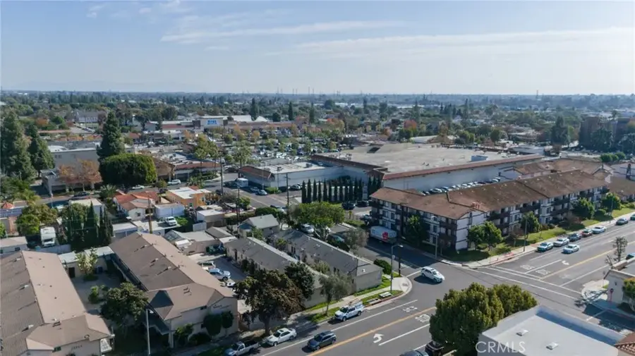 15954 Vermont, Paramount, CA 90723 - Image #3