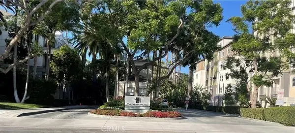 2243 Martin #117, Irvine, CA 92612