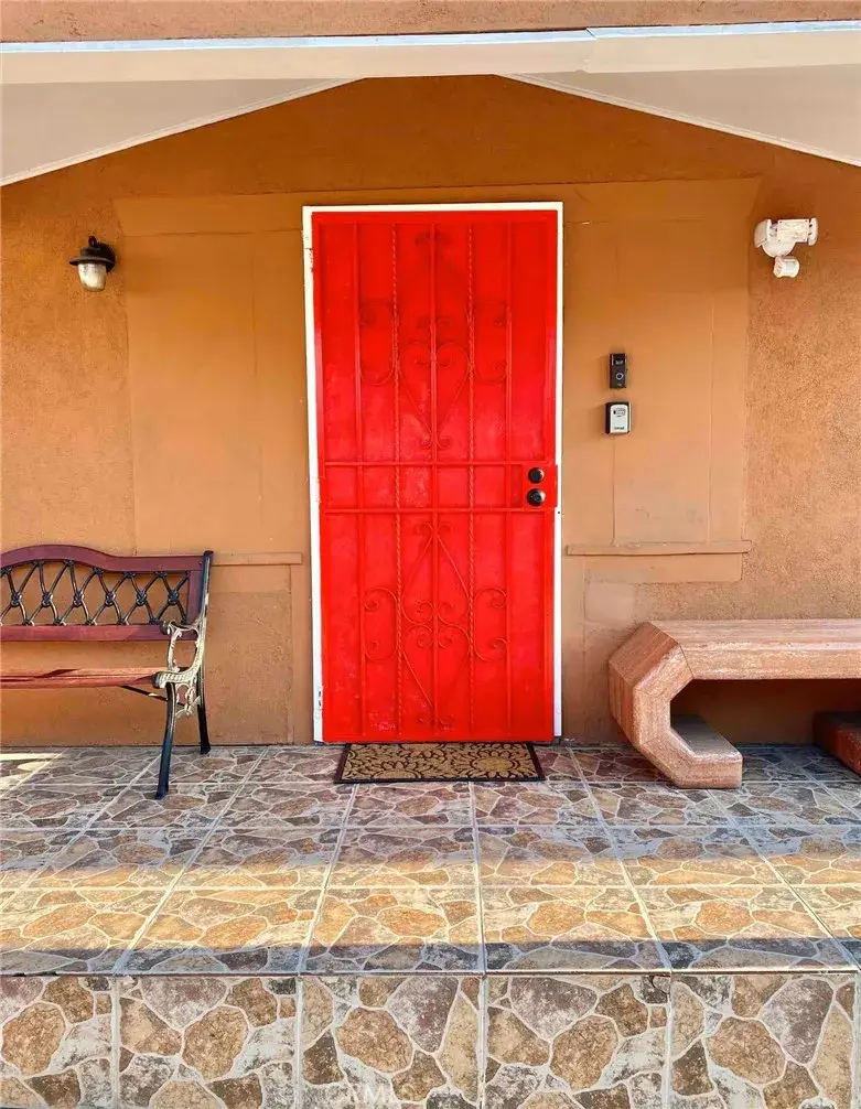 1364 E 61st, Los Angeles, CA 90001 - #1