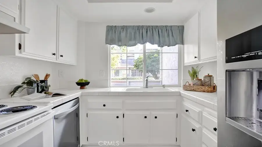 550 N Wake Forest, Anaheim, CA 92801 - Image #3