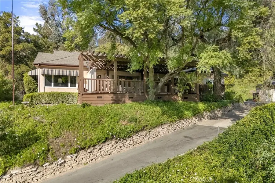 109 Canada Sombre Road, La Habra Heights, CA 90631 - Image #2