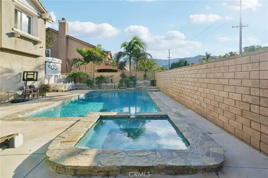 2024 Peony Street, Corona, CA 92882 - Image #2