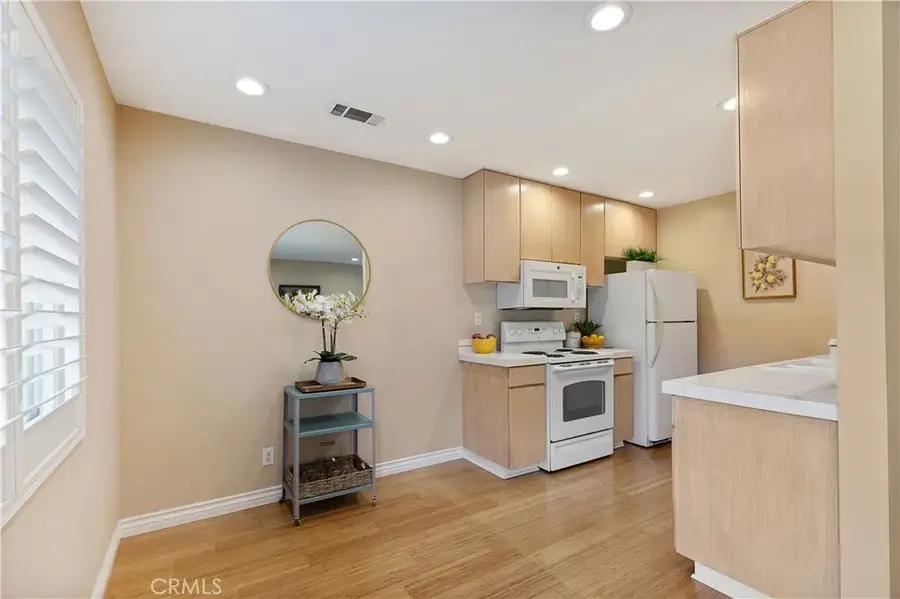 6004 Bixby Village Drive #22, Long Beach, CA 90803 - Image #2