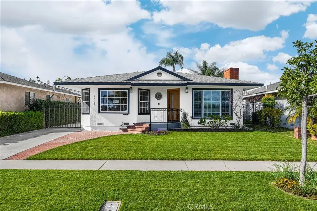4807 Bentree, Long Beach, CA 90807 - Image #1
